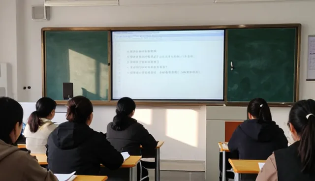 技术适配中的性能与适用条件分析